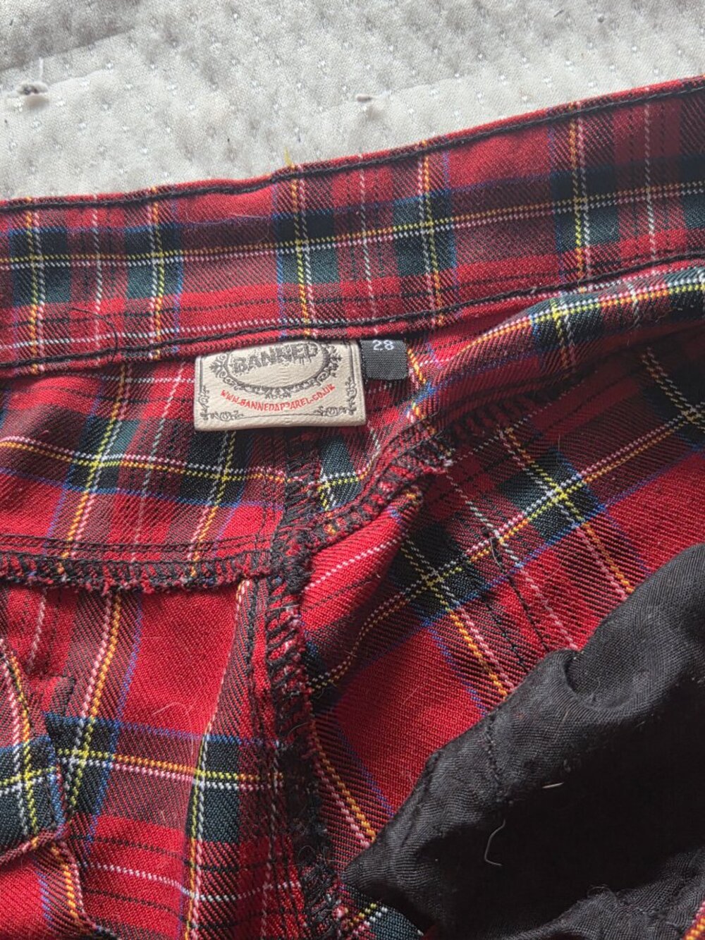 Banned Apparel Red Tartan Plaid Punk Skinny Pant Size 28 - Picture 4 of 12
